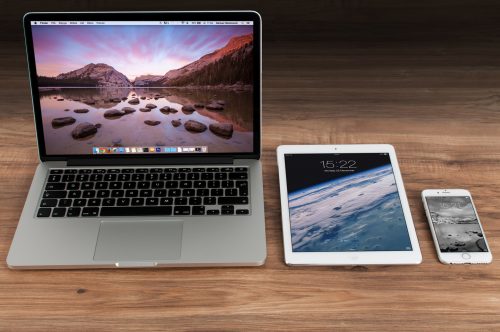 Mac, ipad, iphone smartphone - Apple